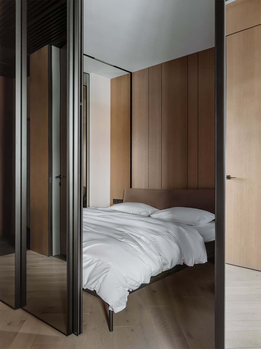 Строгий интерьер квартиры для семьи дизайнера — проект студии Nashe Interiors