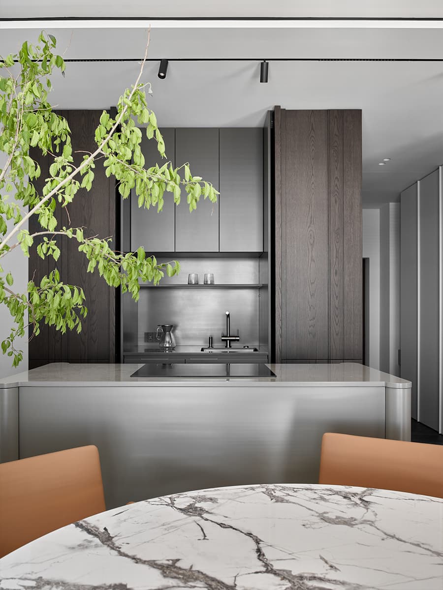 Лаконичный интерьер квартиры для семьи из Сибири — проект Анны Игнатенко