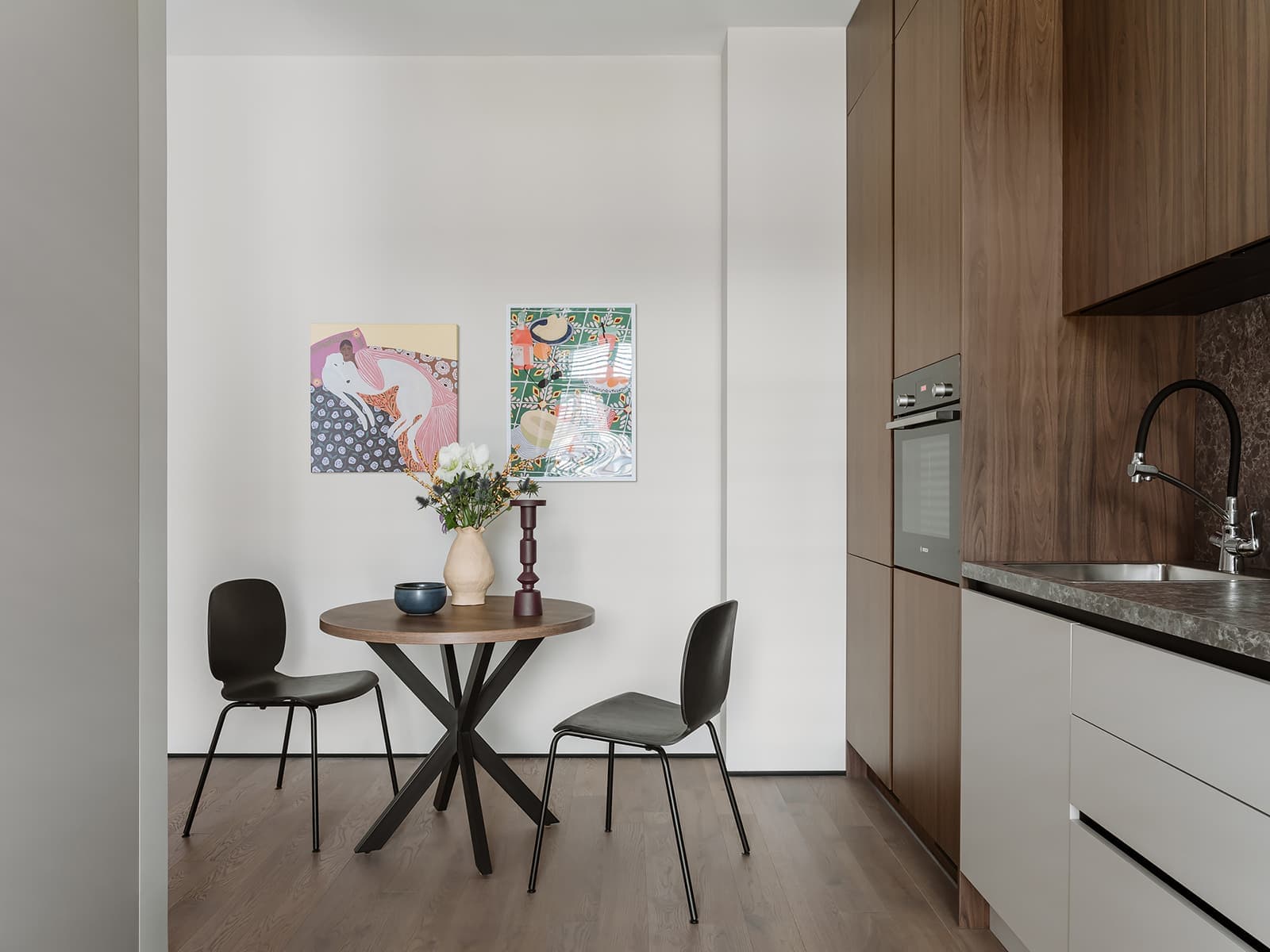 Обволакивающий интерьер квартиры для загородного отдыха — проект студии Елизаветы Ляпиной