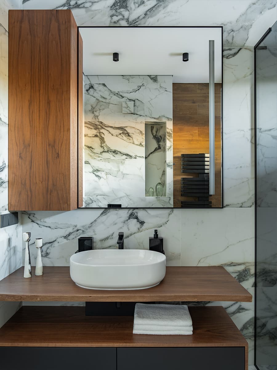 Образ альпийского шале в интерьере загородного дома — проект Александра Сенчугова