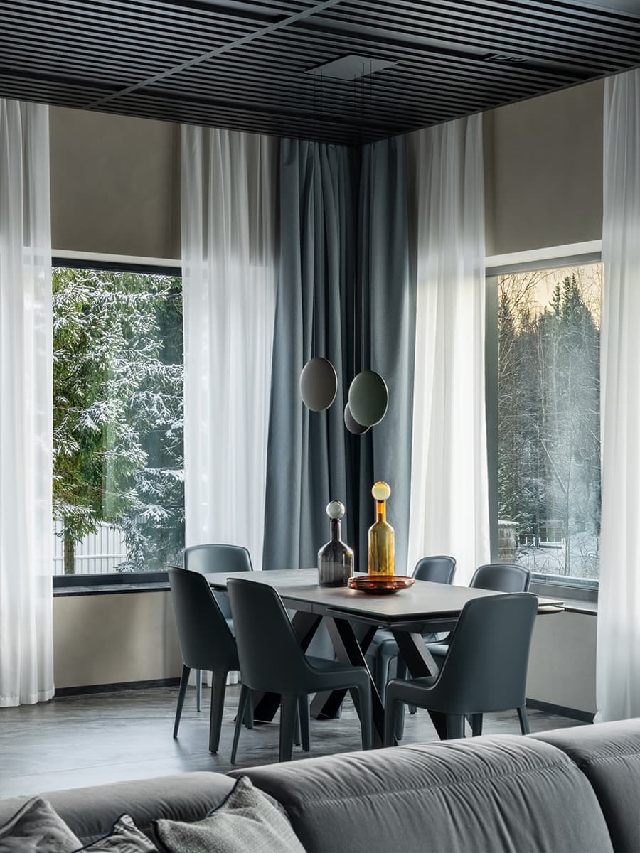 Образ альпийского шале в интерьере загородного дома — проект Александра Сенчугова