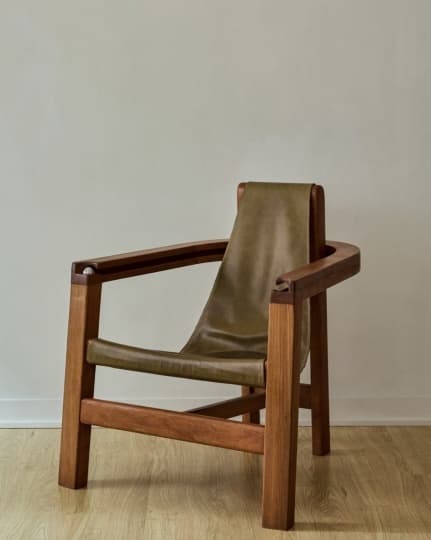 Дизайнер придумала стул для снятия стресса