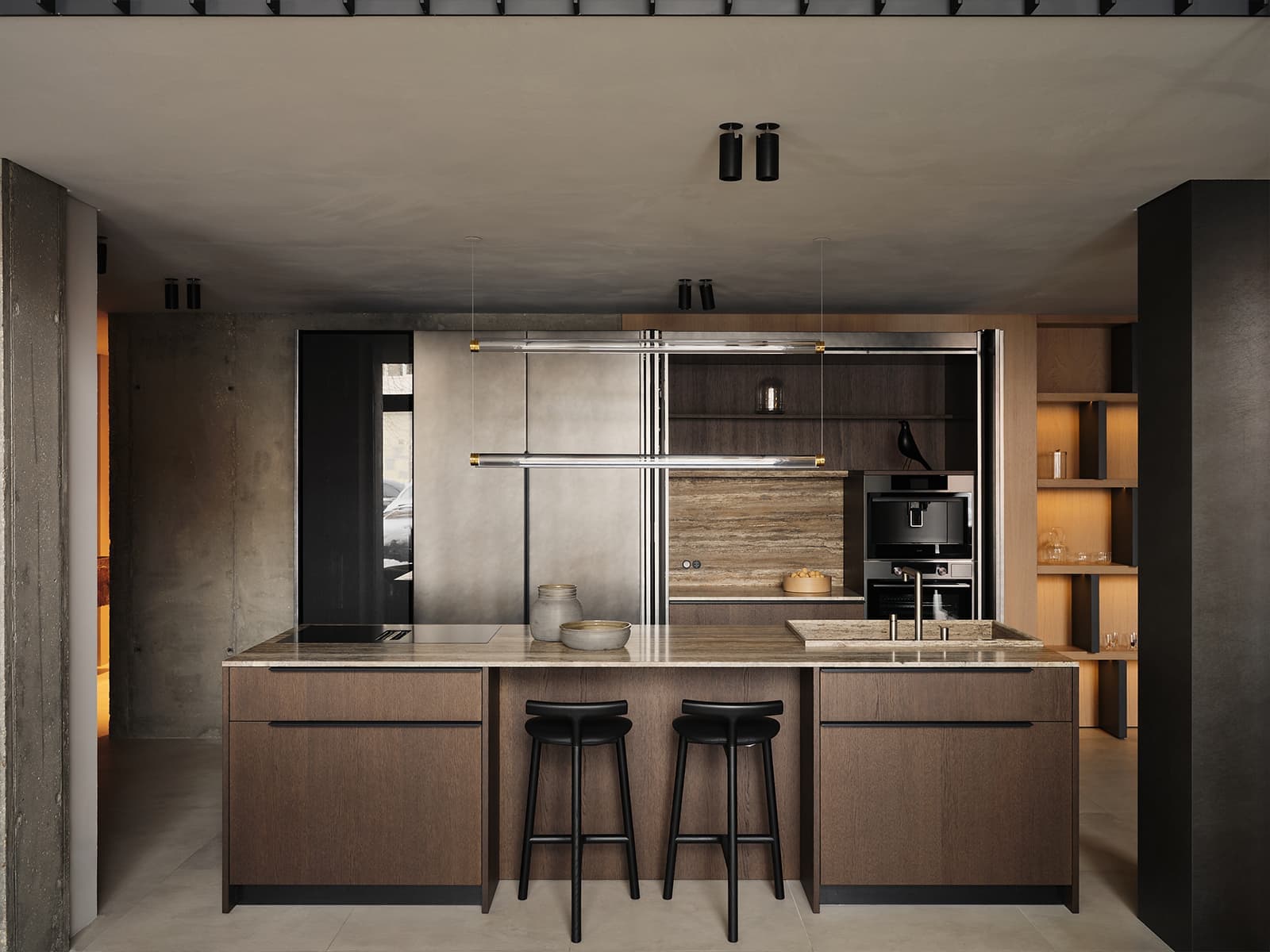 Землистые оттенки в интерьере мебельного шоурума — проект QUADRUM Studio