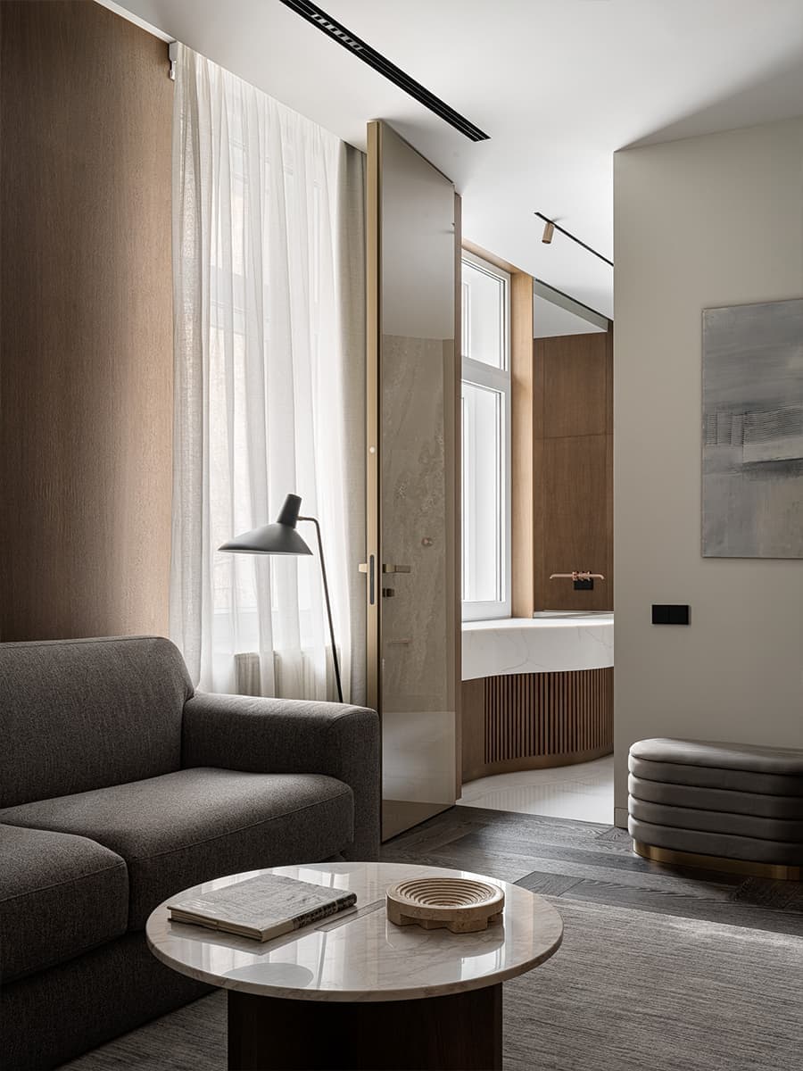 Обволакивающая палитра материалов в интерьере респектабельного офиса — проект бюро TOU Architects