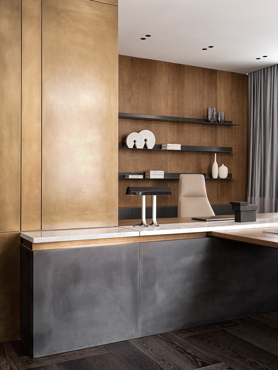 Обволакивающая палитра материалов в интерьере респектабельного офиса — проект бюро TOU Architects