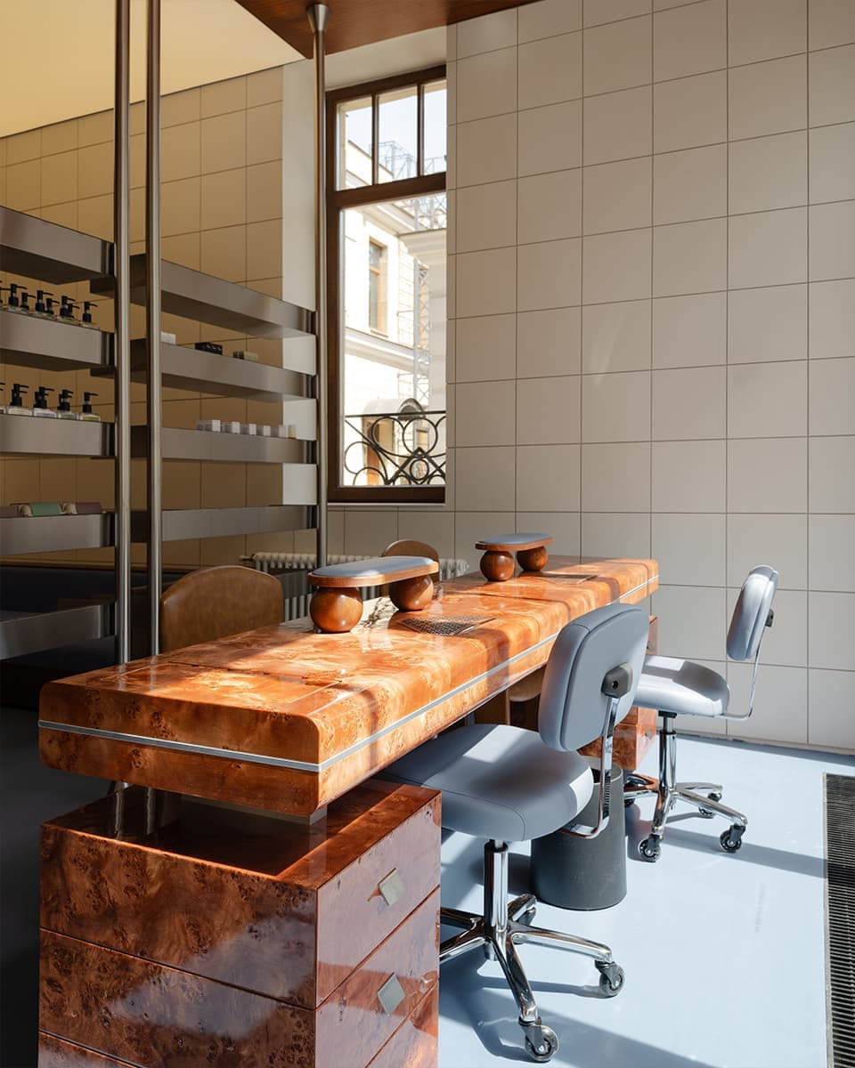 Отсылки к корейской архитектуре в интерьере бьюти-студии — проект Екатерины Рыбалко