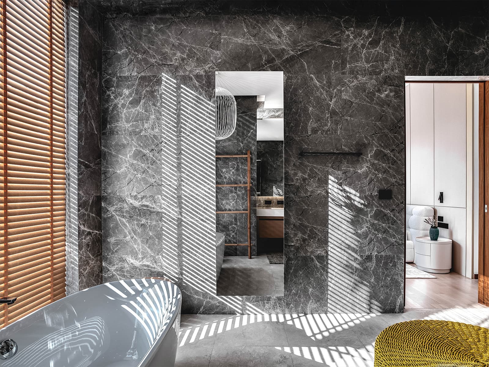 Современный интерьер гостевой виллы в окружении пальм — проект студии LichkoArchitects