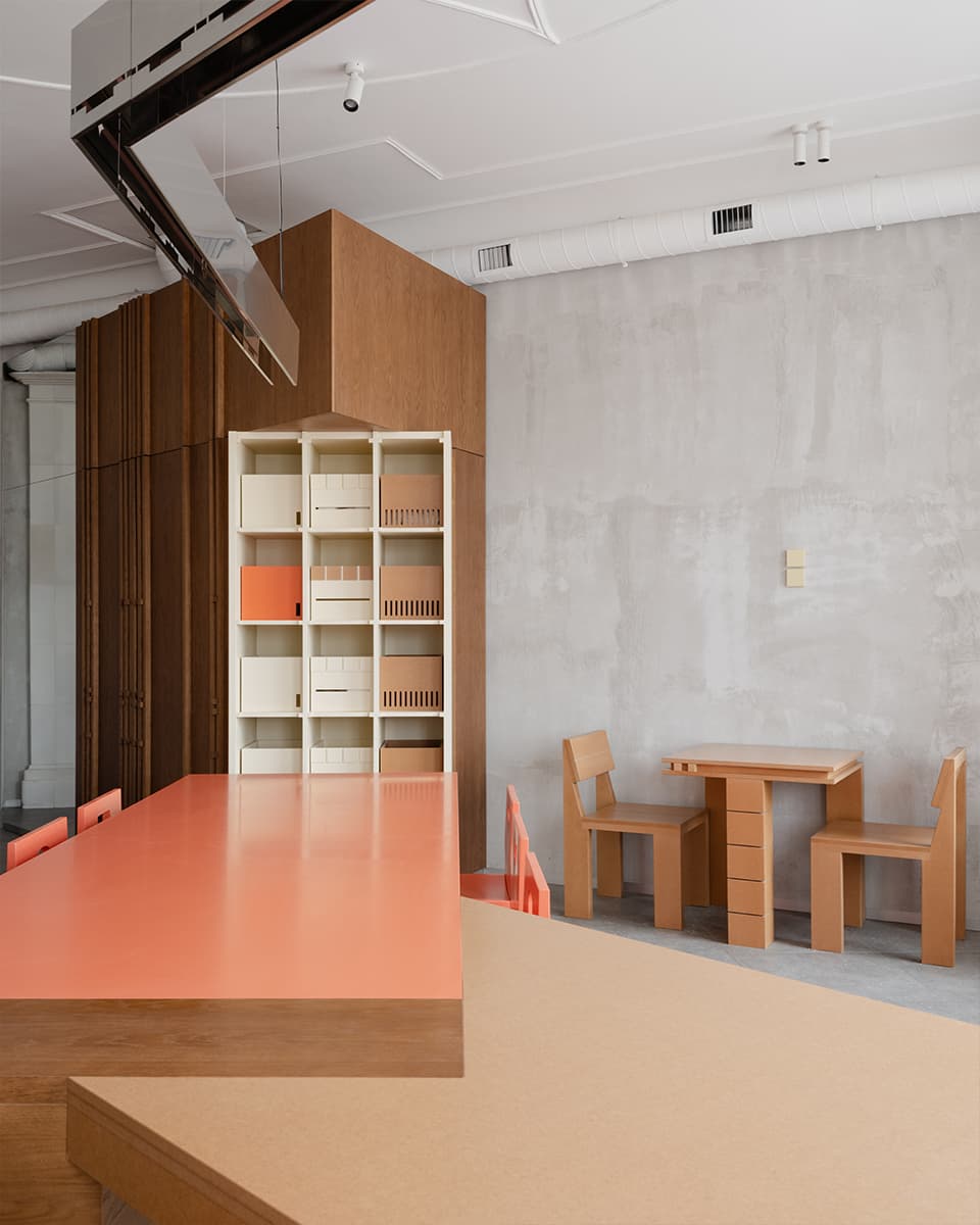 Небанальная трактовка «русского стиля» в интерьере кафе «Просвет» — проект KIDZ