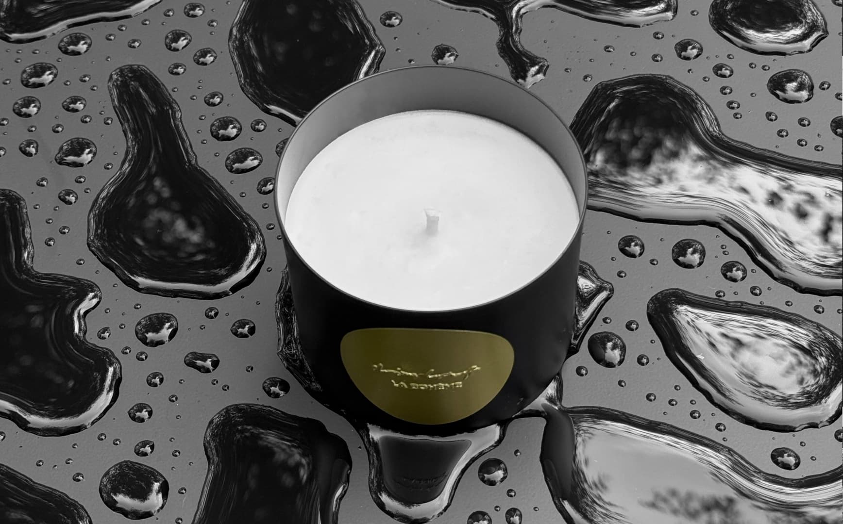 Дима Логинов выпустил серию свечей с авторскими ароматами Дима Логинов выпустил серию свечей с авторскими ароматами