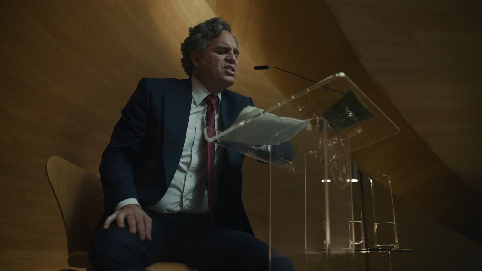 Стул Series 7 в интерьерах фильмов: от Парижа до Лос-Анджелеса