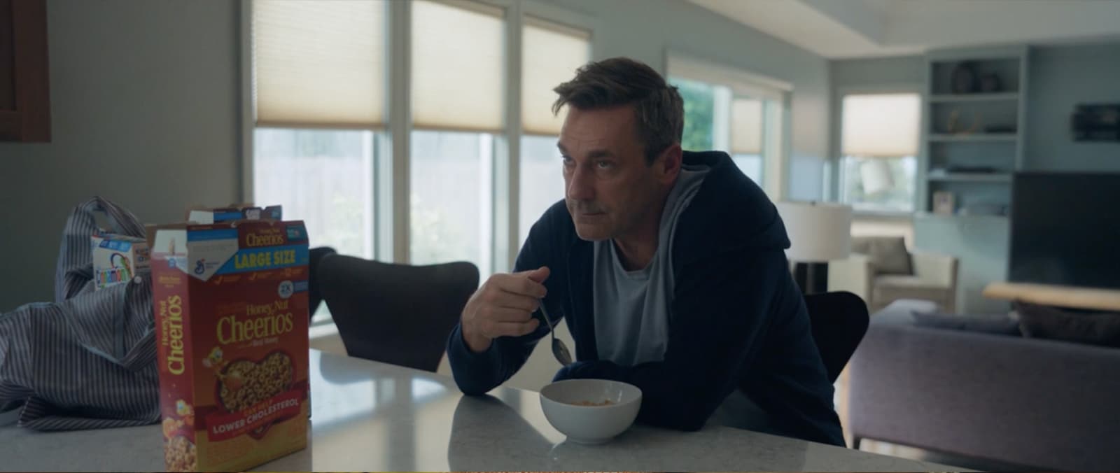 Стул Series 7 в интерьерах фильмов: от Парижа до Лос-Анджелеса