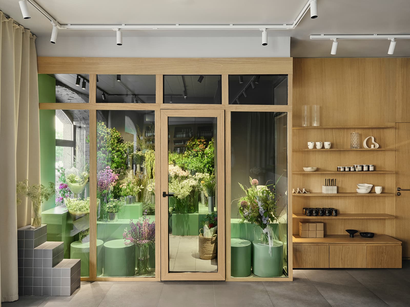 Небанальная трактовка «русского стиля» в интерьере кафе «Просвет» — проект KIDZ