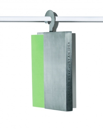 Zara празднует 50-летие коллекцией от звездных авторов