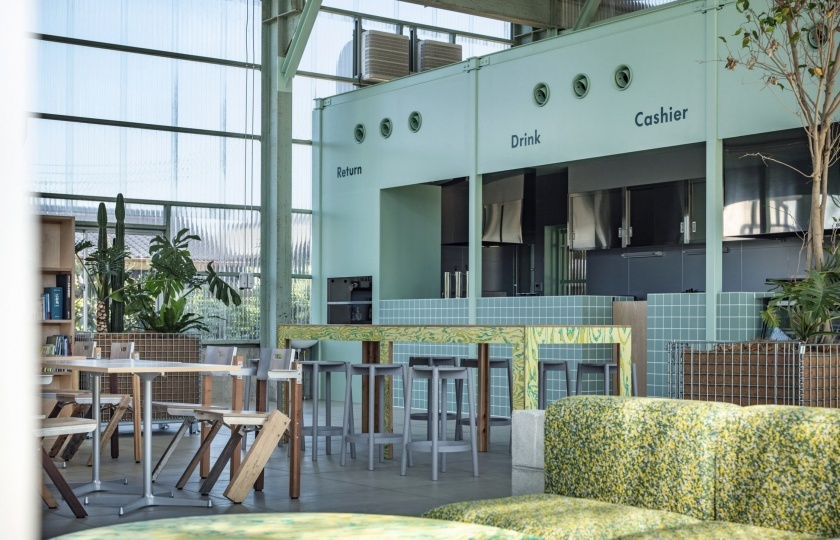 Японцы Schemata Architects превратили бывший завод в кафе