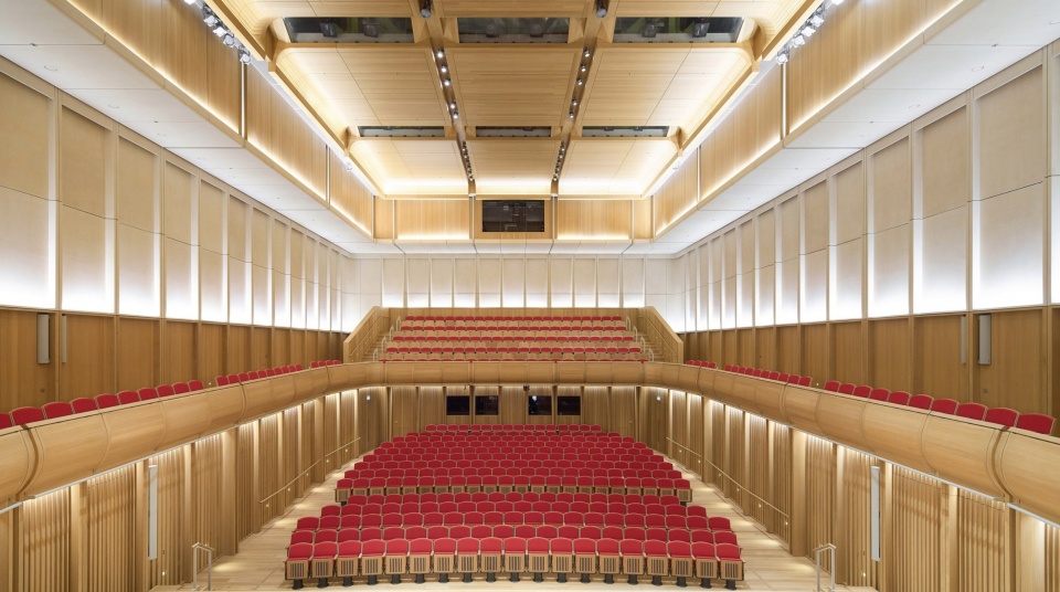 Hopkins Architects построили центр искусств при Оксфордском университете