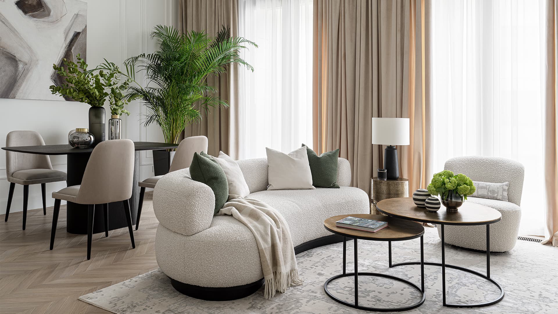 Интерьер инвестиционной квартиры в неоклассическом стиле — проект Victoria Vlasova Interiors