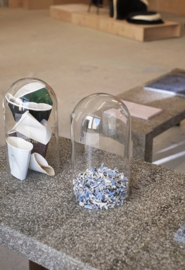 Blast Studio начала производить материал из использованных кофейных стаканчиков