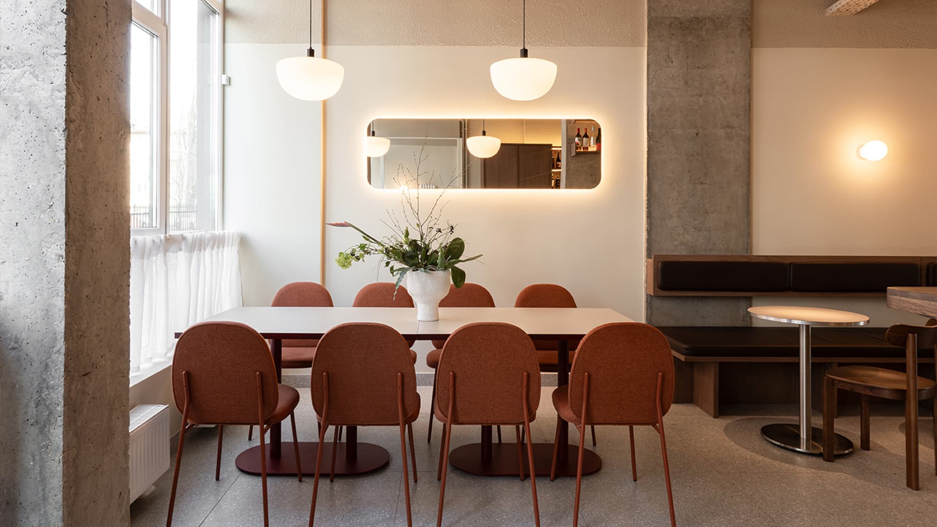 Коричневые и терракотовые тона в интерьере бистро с итальянским характером — проект Анастасии Руденко