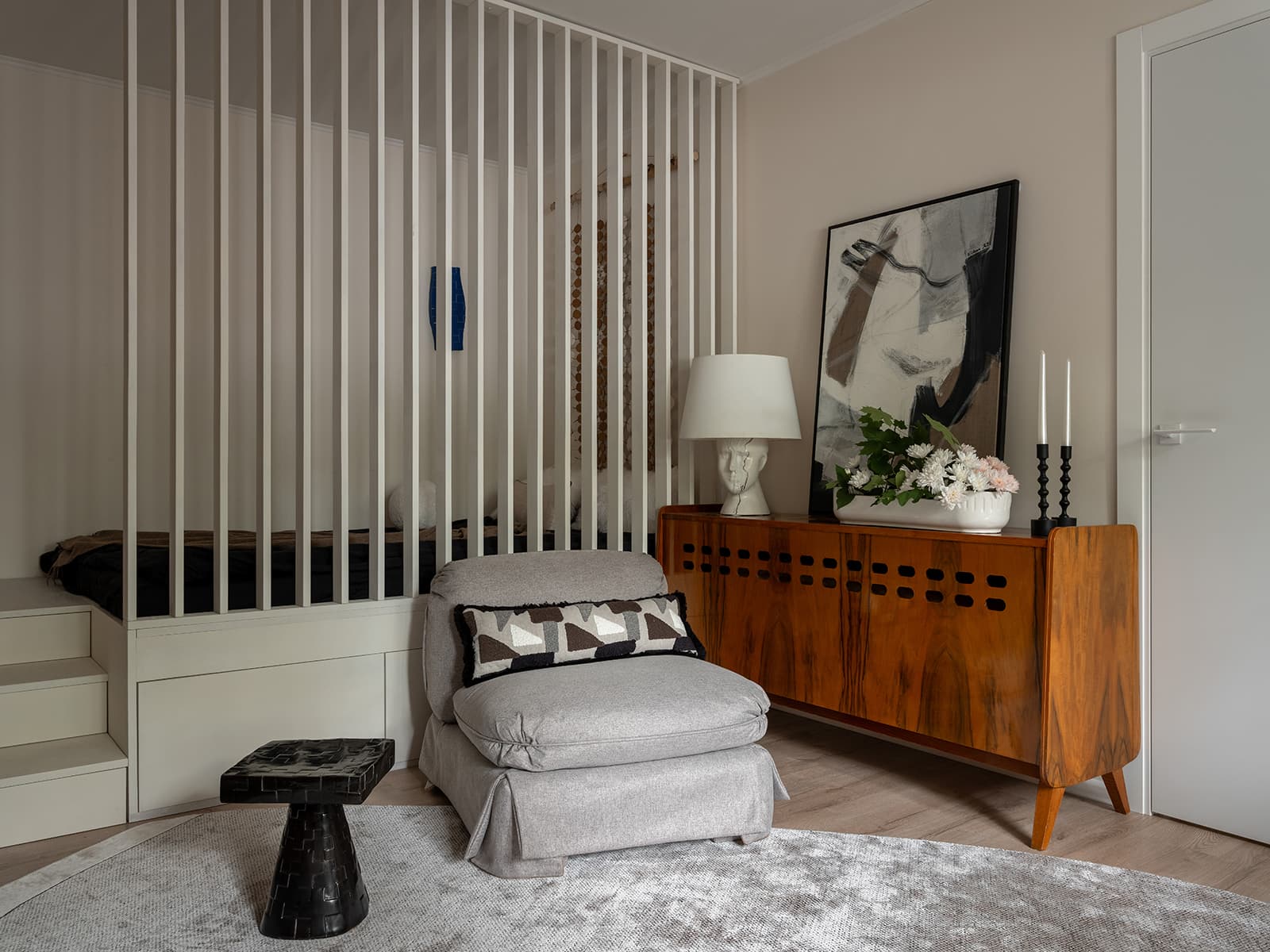 Эклектичный интерьер небольшой квартиры для творческой семьи — проект Анастасии Дуленко