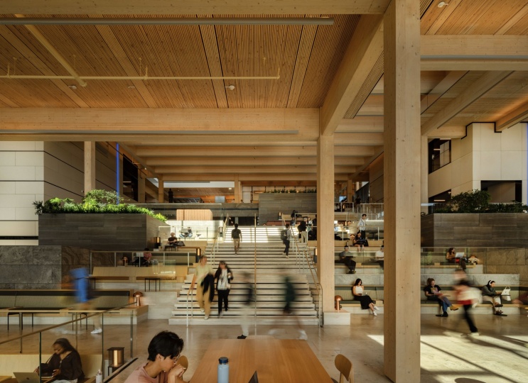 BIG и Rockwell Group построили студенческий центр при Университете Джонса Хопкинса