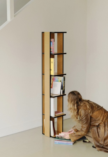 Австралийский дизайнер демонстрирует красоту МДФ в мебели