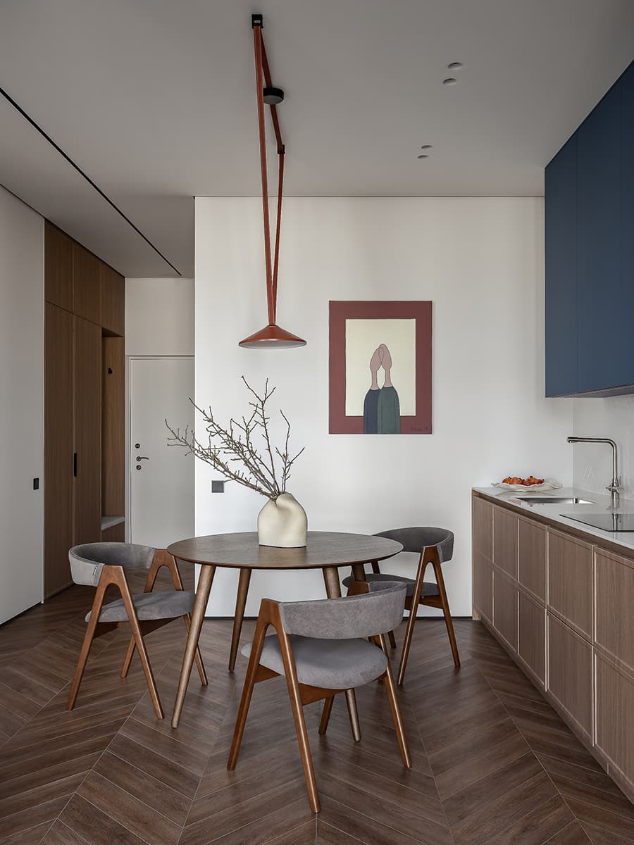 Повторяющиеся узоры и линии в интерьере квартиры для сдачи в аренду — проект Анны Лагутиной