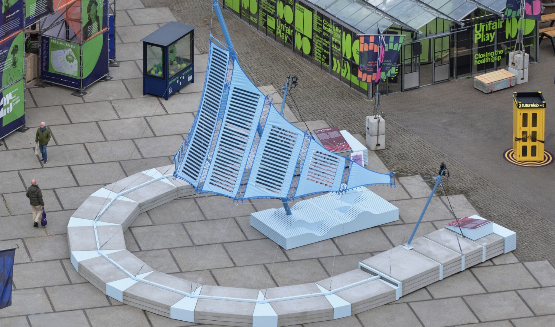 Паулина ван Донген разработала текстиль, который генерирует солнечную энергию Паулина ван Донген разработала текстиль, который генерирует солнечную энергию