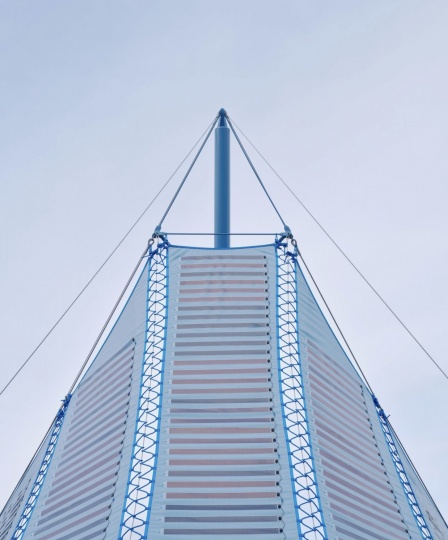 Паулина ван Донген разработала текстиль, который генерирует солнечную энергию