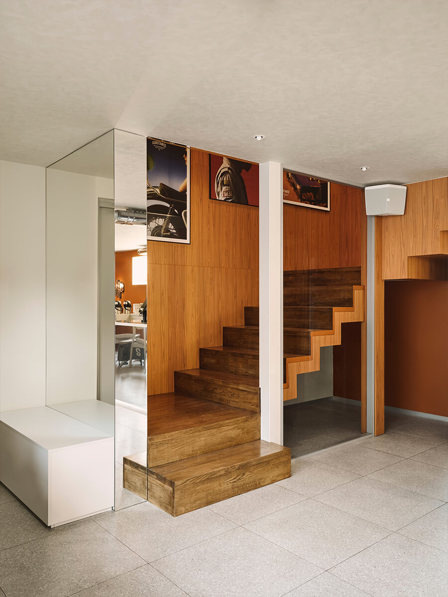 Бунтарский интерьер бильярдного клуба в центре Москвы — проект KIDZ