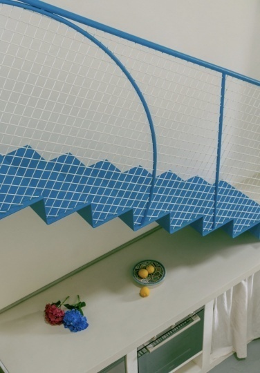 Команда Atelier Vago преобразовала часовню в арт-пространство