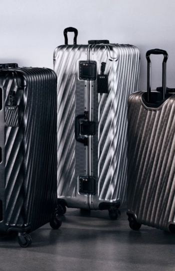 Бренд чемоданов TUMI празднует 50-летие коллаборацией с Kith