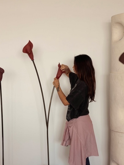 В галерее Hannah Traore Gallery открылась выставка Эни Ли Паркер