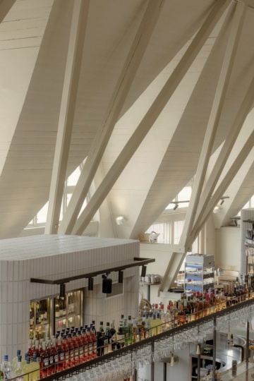 Студия White Arkitekter реконструировала рыбный рынок в Гётеборге