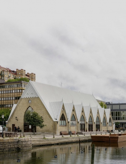 Студия White Arkitekter реконструировала рыбный рынок в Гётеборге