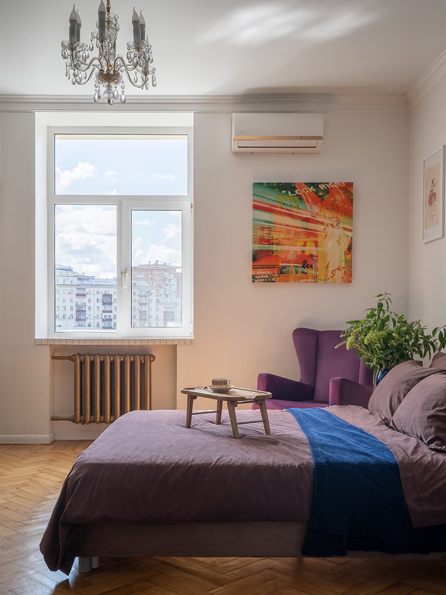 Коллекция искусства в небольшой квартире девушки-иконописца — проект Лидии Напреенко