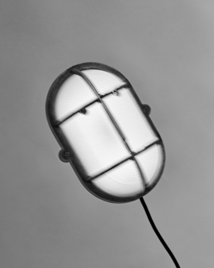 Филипп Табе переосмыслил уличный светильник как забавный арт-объект