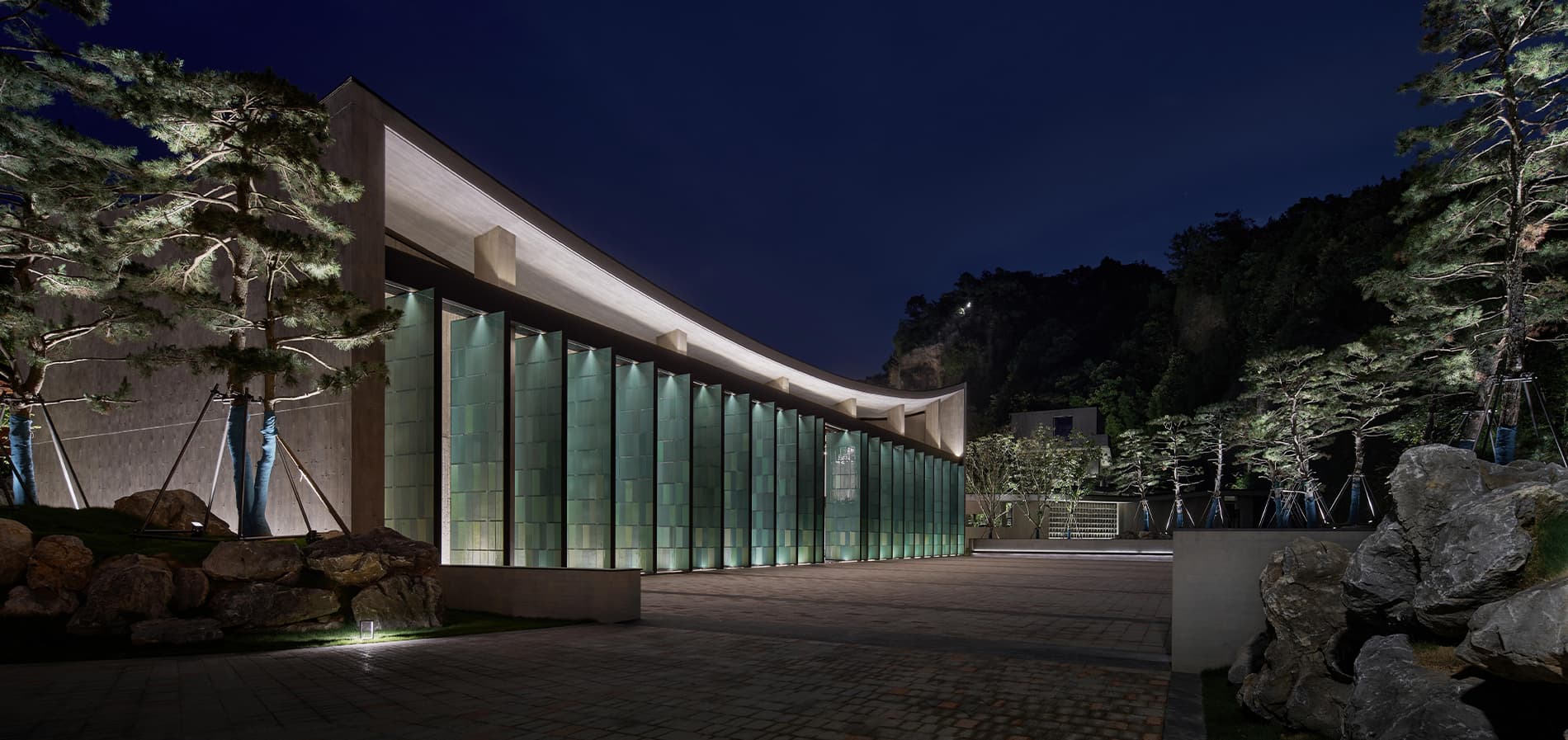 Прошлое и будущее в практике Amateur Architecture Studio