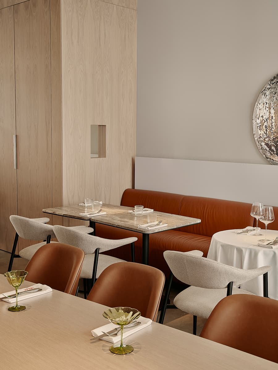 Атмосфера миланской улицы в интерьере московского бистро — проект DA bureau