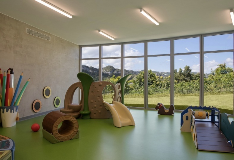 Toro Arquitectos построили детский сад в форме кольца в Пуэрто-Рико