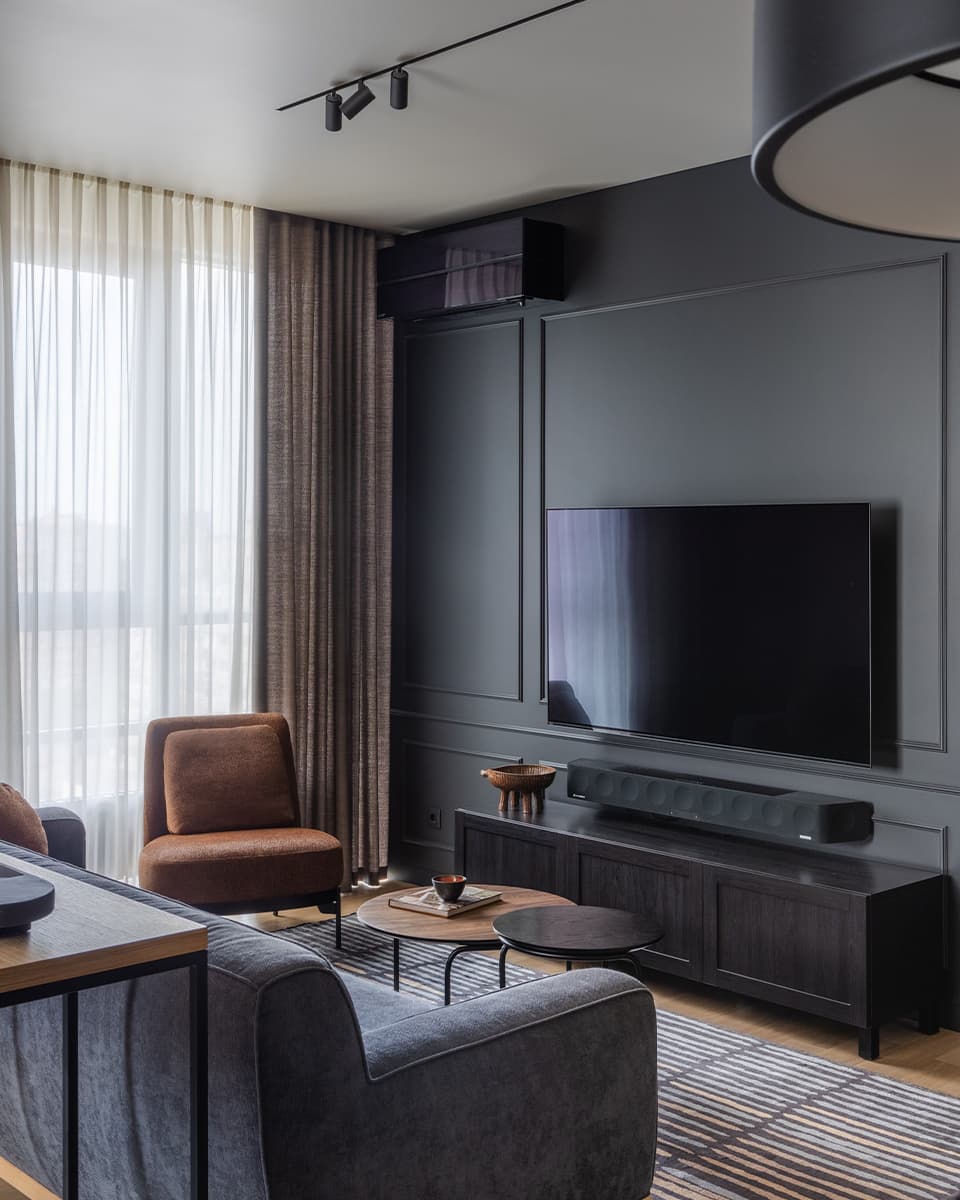 Цветовые переходы и легкие контрасты в интерьере квартиры для семьи — проект Анны и Максима Илющенко