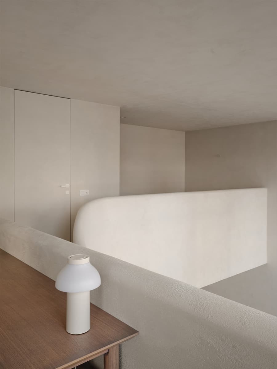 Эстетский интерьер екатеринбургской квартиры под сдачу в аренду — проект команды архитекторов А77