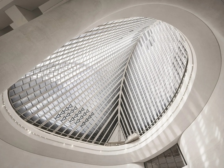 В Абу-Даби открылся Национальный музей шейха Зайеда по проекту Foster + Partners