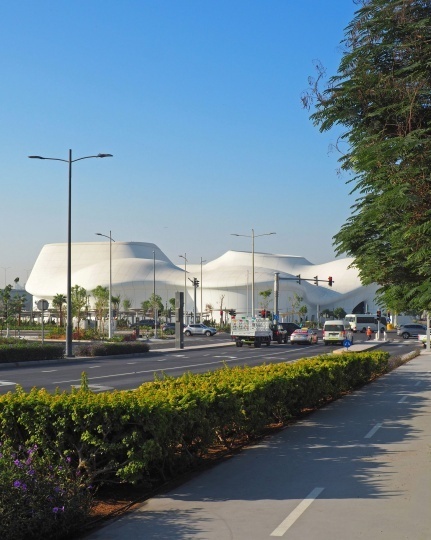 На острове Саадият в Абу-Даби достроили музей teamLab