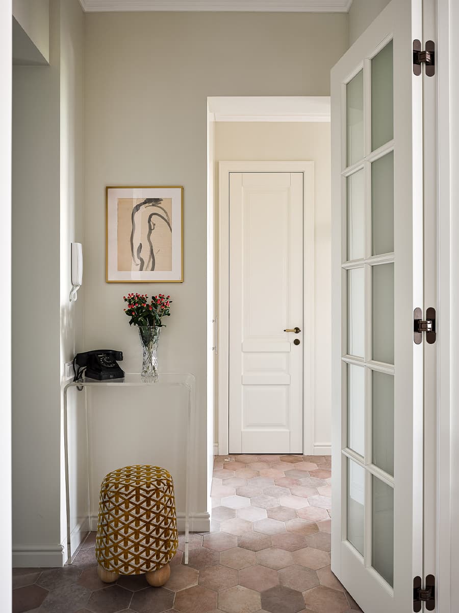 Связь поколений в интерьере уютной квартиры в старом фонде — проект Ольги Цуриковой