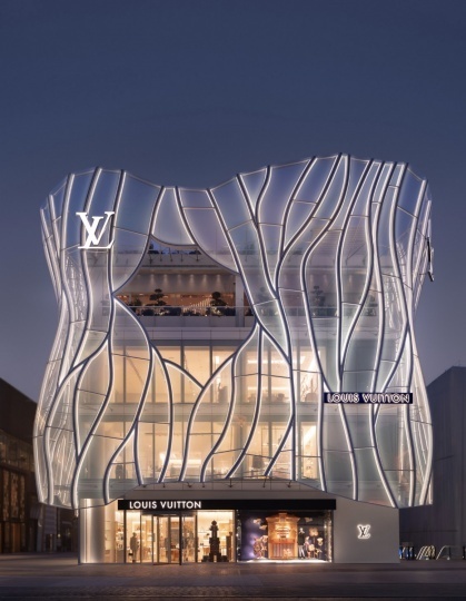 Jun Aoki & Associates спроектировали флагманский бутик Louis Vuitton в Пекине