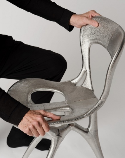 Росс Лавгроув создал стул совместно с искусственным интеллектом