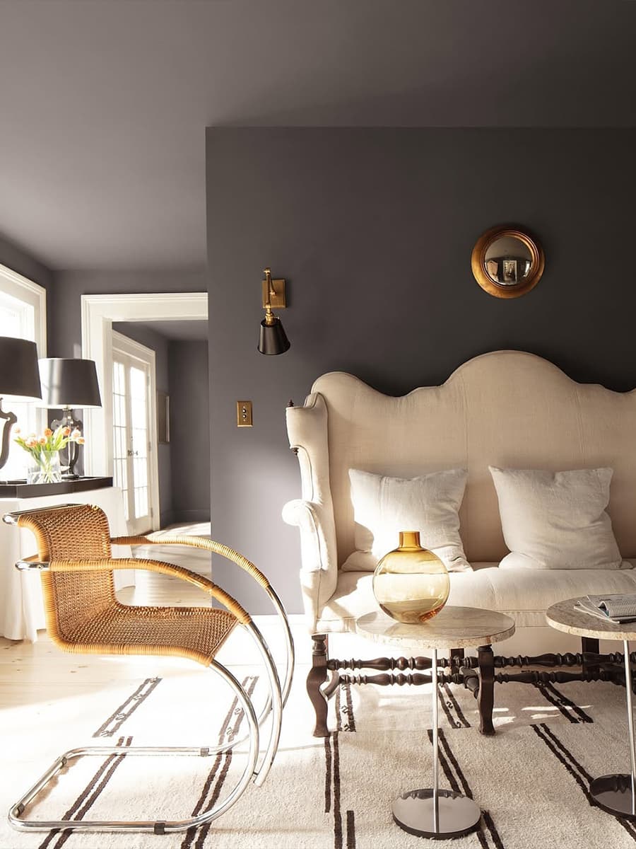 Silhouette AF-655. Benjamin Moore