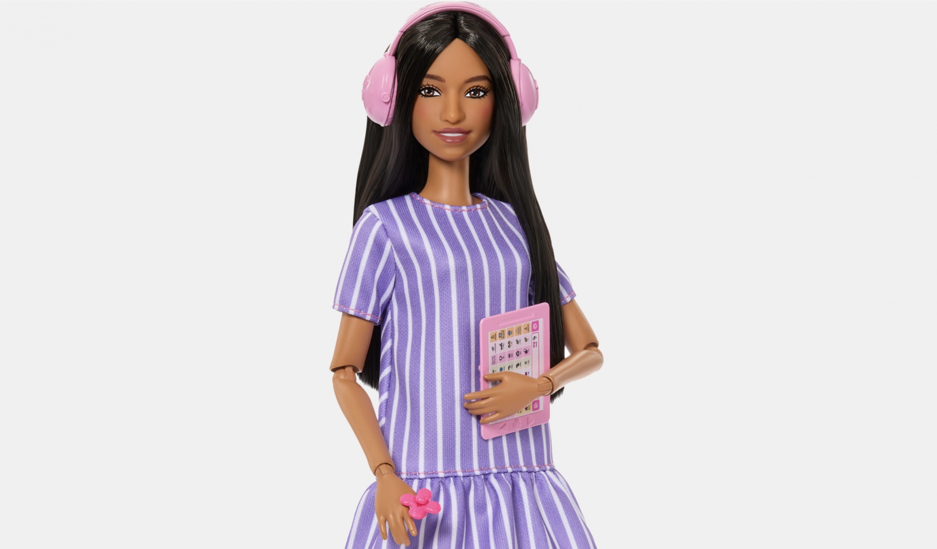 Компания Mattel выпустила первую куклу Барби с аутизмом