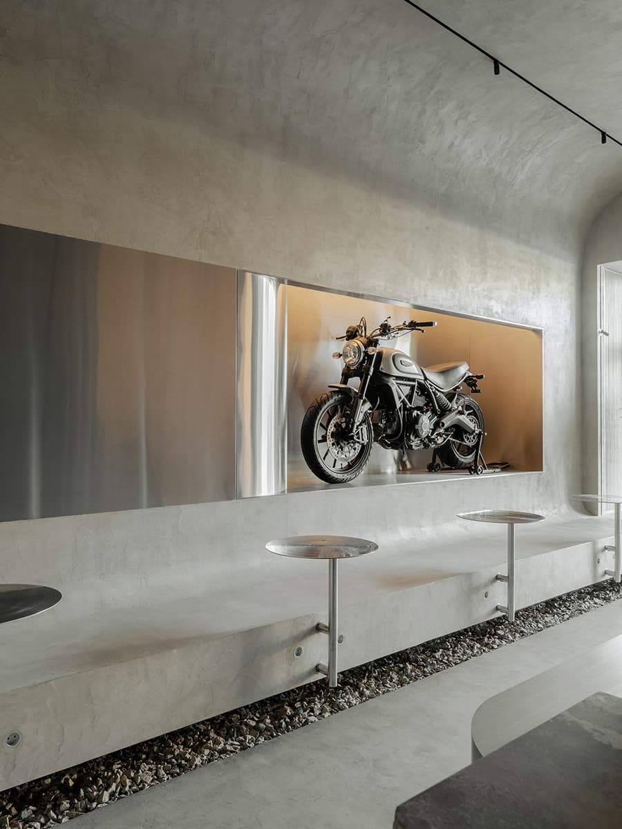 Брутальный интерьер «места силы» для любителей экстремального спорта — проект MARAT MAZUR Interior Design