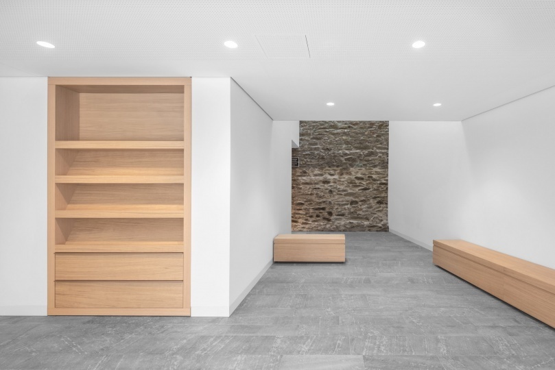 Schulz und Schulz интегрировали бетонный фасад музея в историческую застройку Адорфа